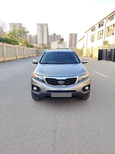 Продажа авто: Kia Sorento: 2 л | 2010 г. Внедорожник — 7