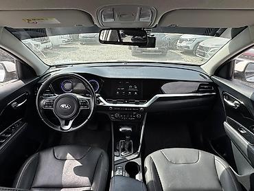 Kia: Kia Niro: 2019 г., 1.6 л, Автомат, Бензин, Хэтчбэк — 2
