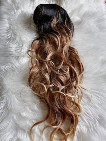 Perike i klipse: Perike
Cena 3200din na lalafo.rs — 11 Perike i klipse: Perike
Cena 3200din — 11