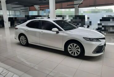 Toyota: Toyota Camry: 2.5 l | 2023 il Sedan
