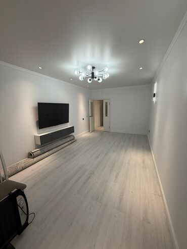 Продажа квартир: 2 комнаты, 74 м², Индивидуалка, 1 этаж, Дизайнерский ремонт — 1