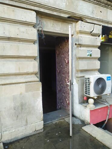 Digər kommersiya daşınmaz əmlakı: Səbail rayonu Aff mola yaxın,sahəsi 75 kv/m olan, 1 otağlı obyekt -da lalafo.az — 18 Digər kommersiya daşınmaz əmlakı: Səbail rayonu Aff mola yaxın,sahəsi 75 kv/m olan, 1 otağlı obyekt — 18