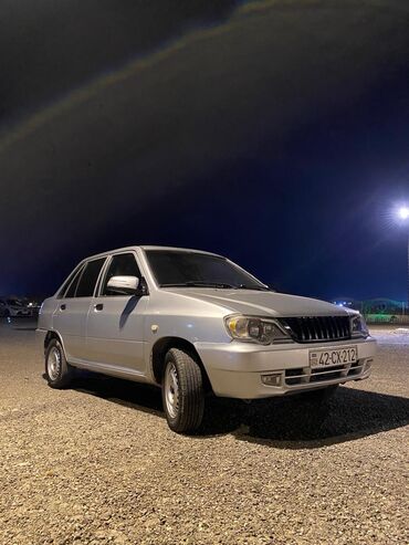 турбо.аз все об автомобилях в азербайджане: Model: Sedan, gümüşü rəng Nəticə: Şəhərdaxili və gündəlik sürüş üçün