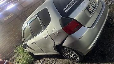 Унаа сатып алуу: Honda Fit (хэтчбек, правый руль), серебристый цвет. на запчасть мотор — 2