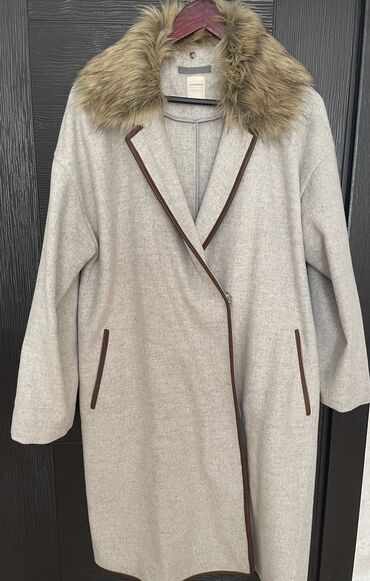 женские короткие пальто: Пальто 2XL (EU 44), цвет - Бежевый