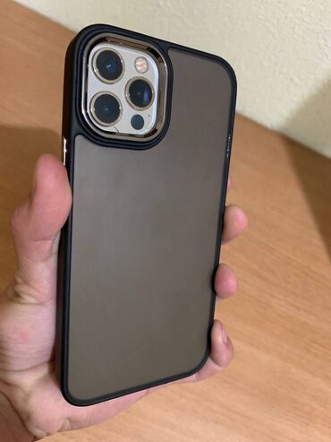 Apple iPhone: IPhone 12 Pro, Б/у, 128 ГБ, Золотой, Зарядное устройство, Защитное стекло, Чехол, 79 %