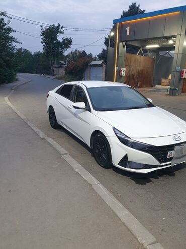 электромобиль neta: Hyundai Avante: 2021 г., 1.6 л, Автомат, Гибрид, Седан