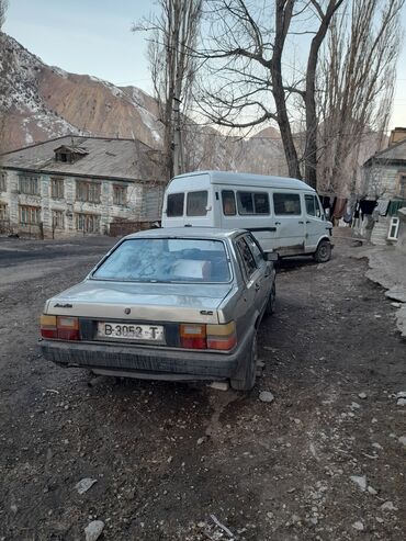 автомобили каракол: Audi 80: 1986 г., 1.8 л, Механика, Бензин, Седан