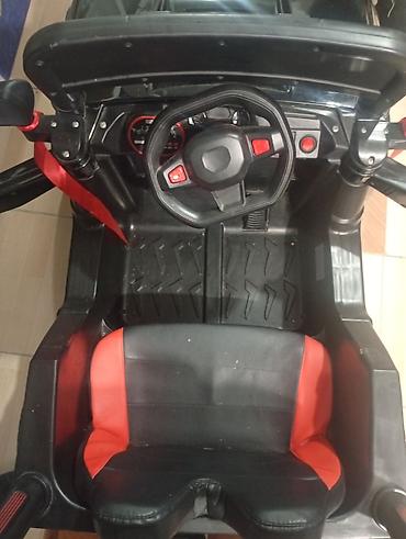 plas kisi: Uşaq üçün elektrikli minik maşını - Korpus: qara rəng, SUV tipli — 3