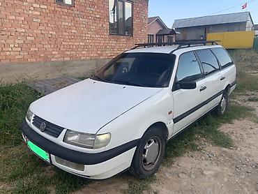 авто с4: Volkswagen Passat Variant: 1994 г., 2 л, Механика, Бензин, Универсал — 10