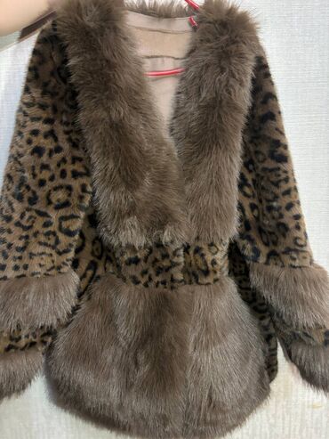 норковые шубы в бишкеке фото и цены: Шуба, Короткая модель, Леопардовый принт, M