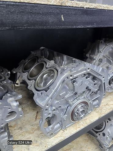 Двигатели, моторы и ГБЦ: Двигатели и комплектующие для автомобилей Предлагаются к продаже: - — 5