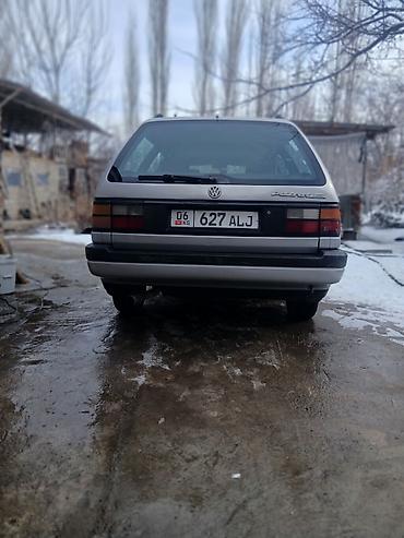 Volkswagen: Volkswagen Passat Variant: 1992 г., 0.2 л, Механика, Бензин, Универсал — 11