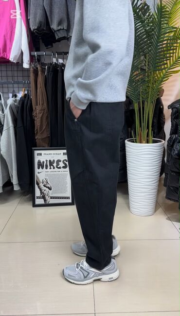 Брюки: Мужские брюки, XL (EU 42), Zara, Новый, цвет - Черный, Самовывоз