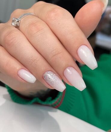 Маникюр, педикюр: Выравнивание, Дизайн, Наращивание ногтей, Маникюр, Педикюр, С выездом на дом — 4