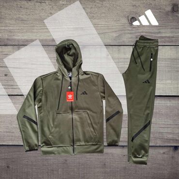 Trenerke: Muške trenerke M,L,XL,XXL,3XL veličine za samo 5000 din — 1