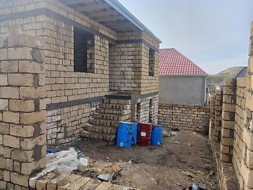 Həyət evləri və villaların satışı: 3 otaqlı, 2 kv. m, Kredit yoxdur, Təmirsiz — 5