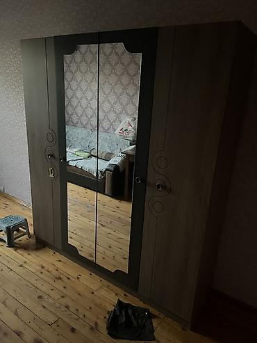 qapi demir qapi seyf qapi: Salam Geniş paltar şkafı – 4 qapılı, güzgülü dizayn Cooox Az İsdifade — 3