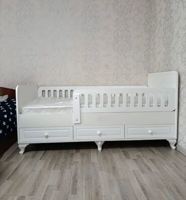 решетки на окна: Oğlan və qız üçün, Yeni, Çarpayı, Bazasız, Matras ilə, Siyirməli