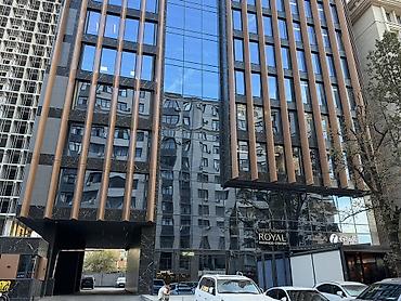 сдаю кв 12 микр: Сдаю Офис целиком: 105 м², В бизнес центре, С ремонтом, С отдельным санузлом, С системой безопасности — 9