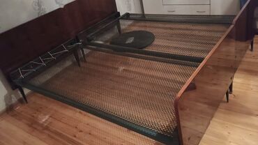 tek adamliq carpayi: İkinəfərlik çarpayı, Bazasız, Matrassız, Siyirməsiz