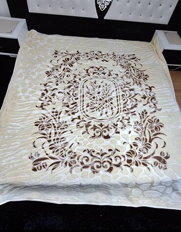 Ćebad i pokrivači: Mešavina, Veličina - Bračna, bоја - Šareno — 10