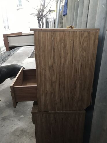 размеры прикроватных тумбочек в спальню: Прикроватная тумба, Б/у, Без зеркала, Дерево, Самовывоз