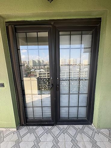 qapi rezinleri: İkitaq-lı balkon/qapı sistemi - Material: alüminium profilli, tünd — 1
