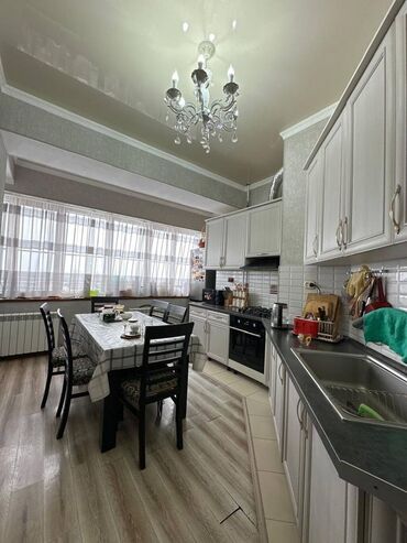 продается 3 комнатная квартира политех: 3 бөлмө, 126 кв. м, Элитка, 9 кабат, Евроремонт