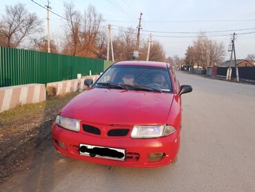Mitsubishi: Mitsubishi Carisma: 1998 г., 1.6 л, Механика, Бензин, Хэтчбэк