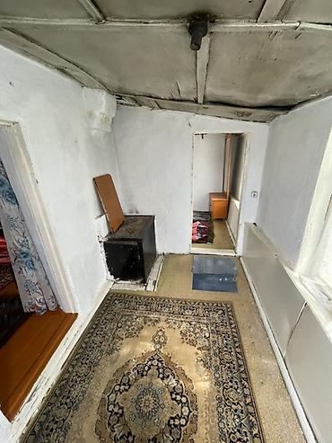 Продажа коттеджей и домов: Ысык -Көлдүн түштүк тарабынан Кажы- Сай айылынан үй сатылат . Участогу — 5