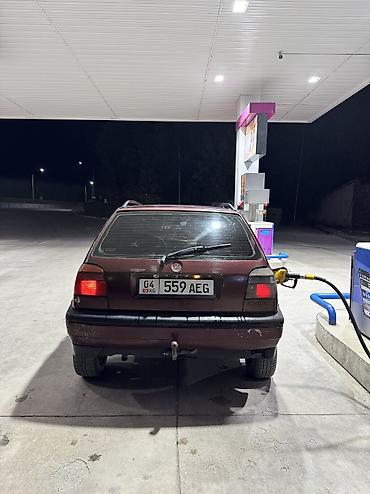 панел сапок: Volkswagen Golf: 1992 г., 1.8 л, Механика, Бензин, Хэтчбэк — 7