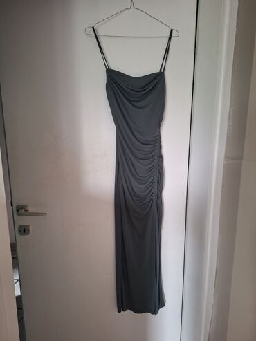 Haljine: Pull and Bear XS (EU 34), bоја - Zelena, Koktel, klub, Na bretele