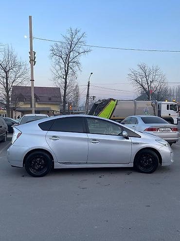 ключки: Toyota Prius: 2014 г., 1.8 л, Автомат, Гибрид, Хэтчбэк — 3