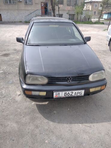 Volkswagen: Volkswagen Golf: 1994 г., 1.6 л, Механика, Бензин, Седан