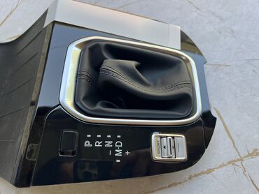 Другие детали салона: Крышка селектора КПП CX-9 Для моделей: 2016г.в - 2022г.в Корпус — 4