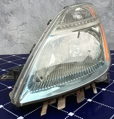 Faralar: Sol, Yaxın və uzaq vuran işıqlar Toyota, 2008 il, Orijinal, İşlənmiş