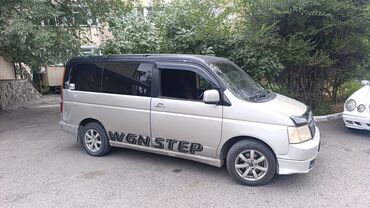 хонда црв 1: Honda Stepwgn: 2001 г., 2 л, Автомат, Бензин, Минивэн