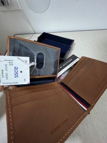 Novčanici: Muški novčanik, Tommy Hilfiger, Materijal: Koža — 11