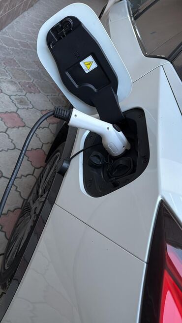 Toyota: Toyota : 2025 г., 0.1 л, Автомат, Электромобиль, Кроссовер — 6