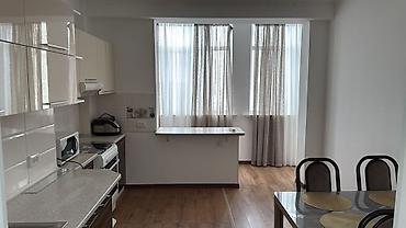 osh flat: Сдаю 3 комнатную квартиру в новом доме, на долгий срок в центре — 2