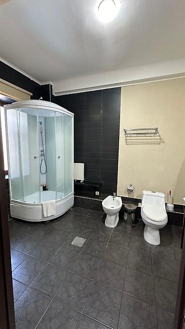 Посуточная аренда квартир: 1 комната, Бронь, Бытовая техника, Банные принадлежности — 2