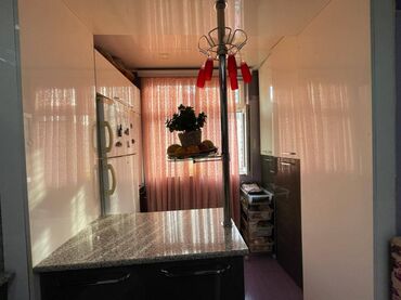 Köhnə tikili: Bakı, 3 otaqlı, Köhnə tikili, m. Həzi Aslanov, 80 kv. m — 21