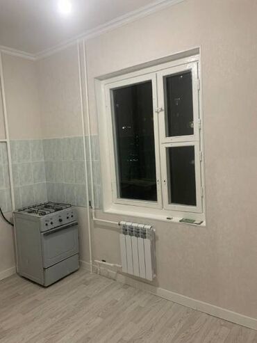 продажа квартир трёх комнатную тунгуч микрорайон 106 серия: 1 комната, 35 м², 105 серия, 2 этаж, Косметический ремонт