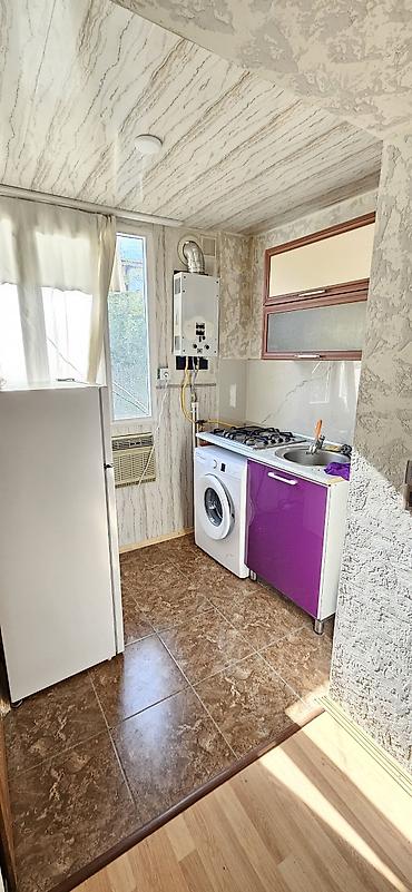 elmlər mənzil: Komunal qiymete daxildir. Elmler metrosu Baki dovlet univer yani 53 — 3