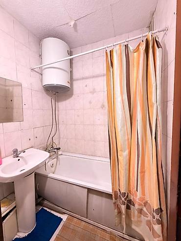 105: 3 комнаты, 64 м², Золотой квадрат 105 серия, 1 этаж, Требуется ремонт — 8