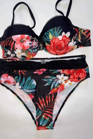 Kupaći kostimi: Kupaci novi
Pitati za velecine — 27