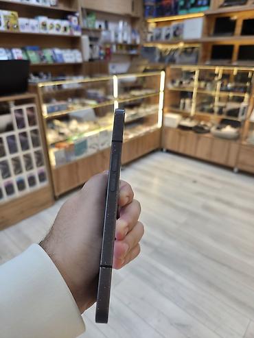 smart display: Nothing, Phone 1, Б/у, 256 ГБ, цвет - Черный, В рассрочку, 2 SIM — 4