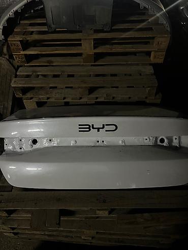 бежевые босоножки на тракторной подошве: BYD Seal, 2025 г., Самовывоз — 1