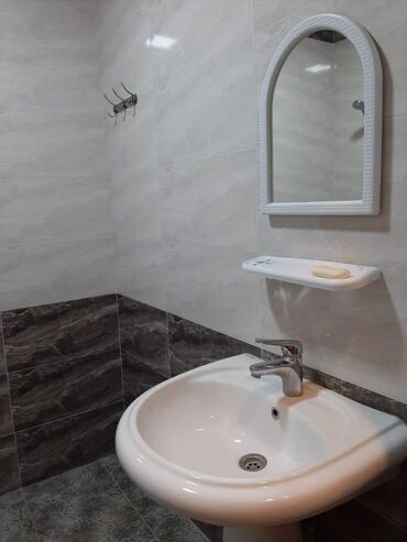 Günlük kirayə evlər: 70 kv. m, 3 otaqlı, İnternet, Telefon, İşıq — 8